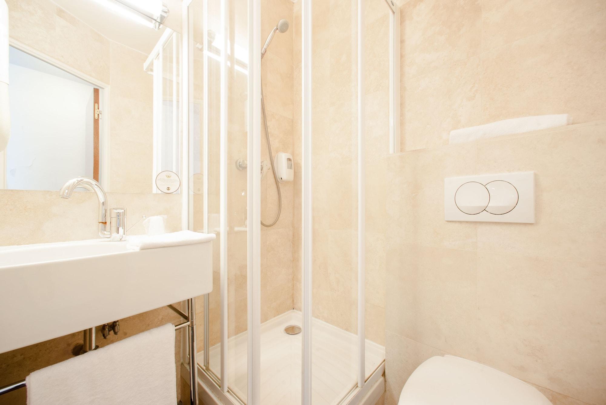 B&B Hotel Paris Nord Aulnay-Sous-Bois Exterior photo